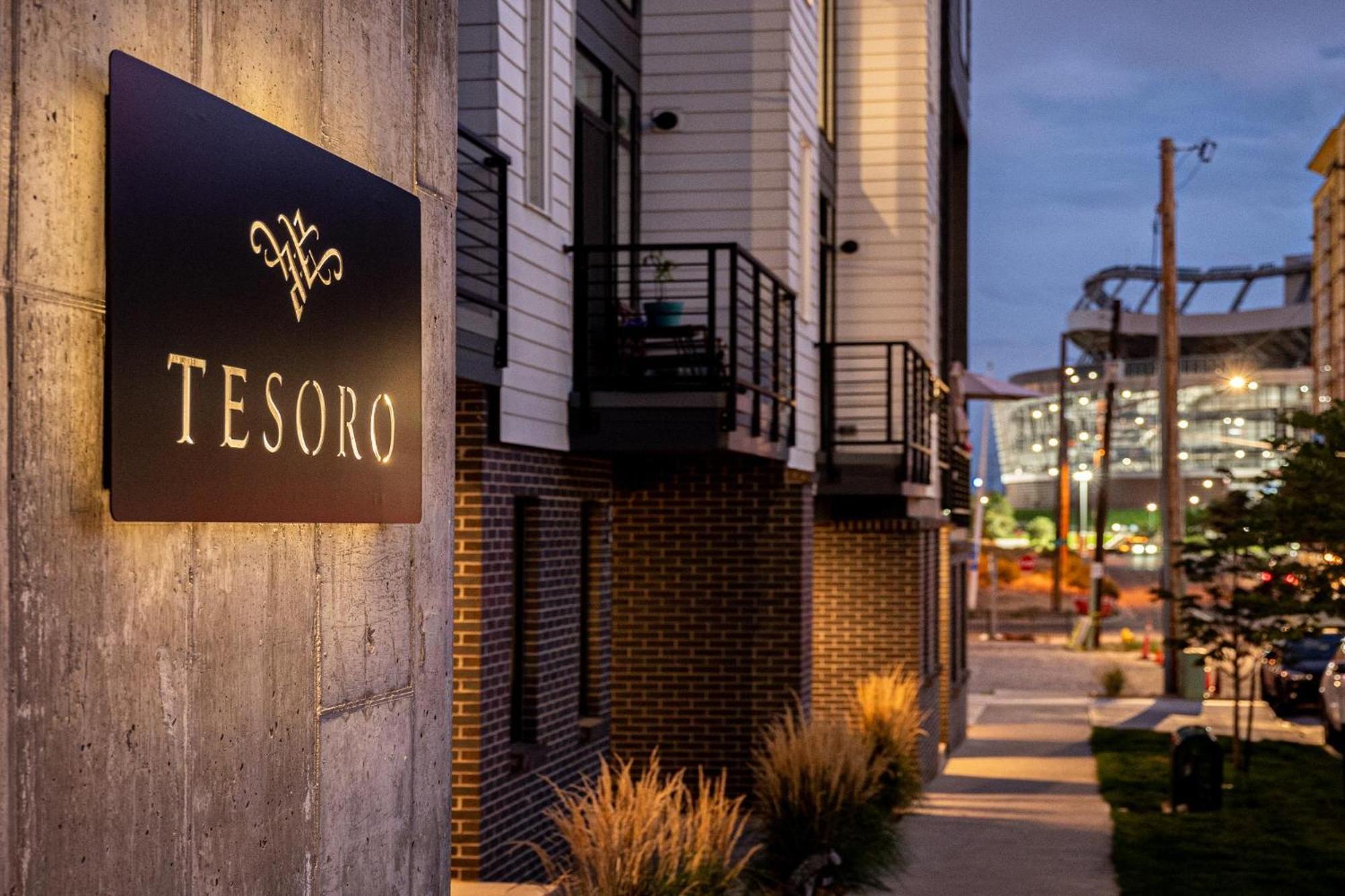 Brand New Condo - Walk To Empower Stadium - Tesoro Денвер Екстер'єр фото